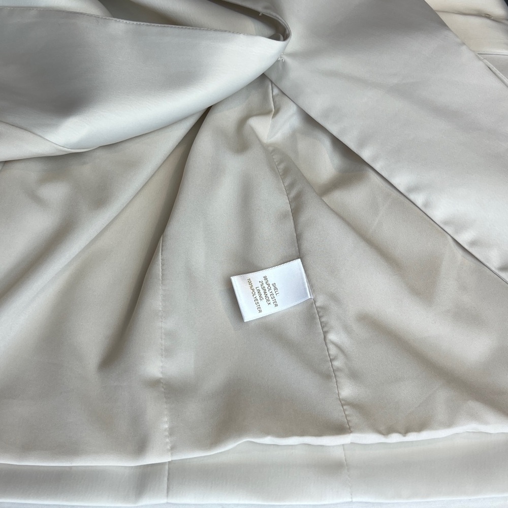 House of Harlow 1960 Satin Belted Blazer Cream SZ XS - Picture 6 of 10
